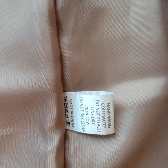 Polka Dot Puffer Vest - Picture 4 of 5